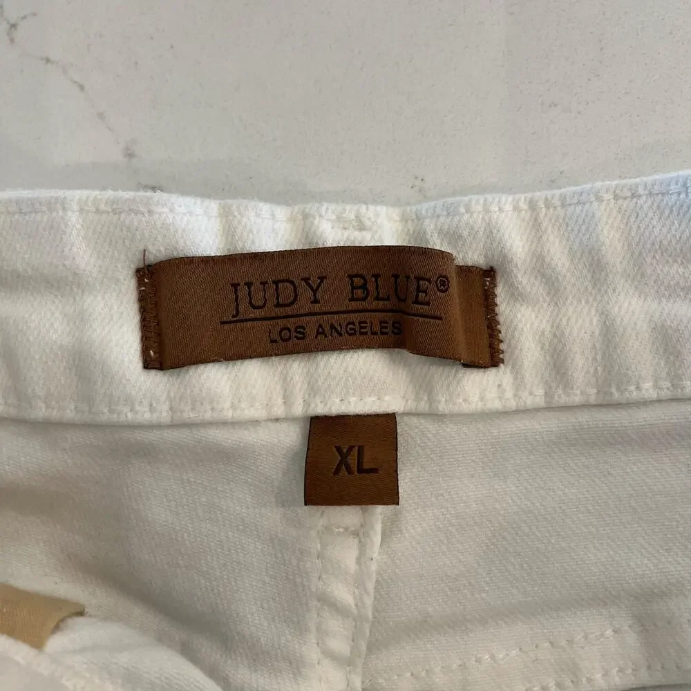 Judy Blue White‎ Distressed Jean Shorts Size XL
